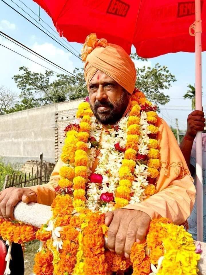 রাস্তার নামকরণের দায়িত্ব পেলেন কার্তিক মহারাজ