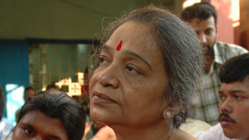 বুদ্ধ ভট্টাচার্জির স্ত্রী অসুস্থ
