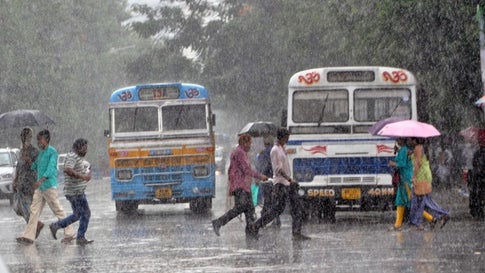 পুজোর মুখে ফের নিম্নচাপের আশঙ্কা