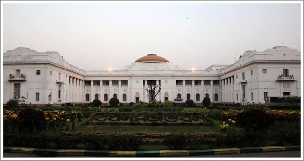 চাকরির প্রতিশ্রুতি